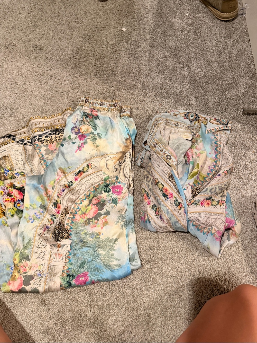 Camilla Pastel Floral Button-Front Blouse in Cream, Blue, Pink - Picture 3 of 3